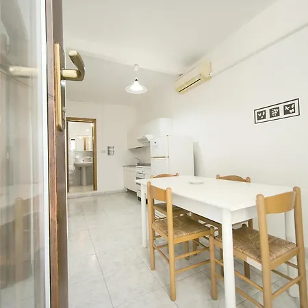 Le Casette Punta Pizzo 펜션 *